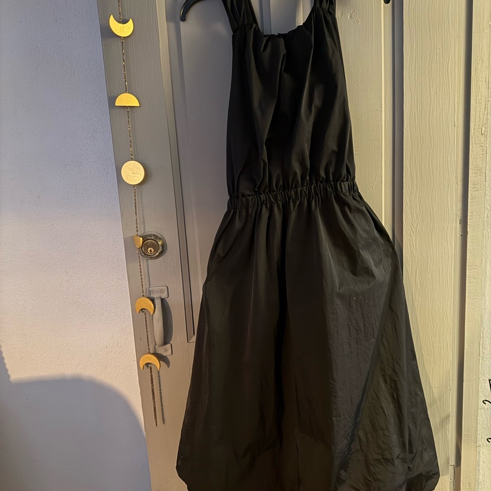 Banana Republic Factory Elegant Black Halter Style Sleeveless Dress